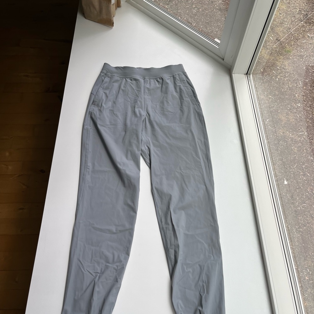 Lululemon Adapted State High-Rise Jogger Full Length Light Gray